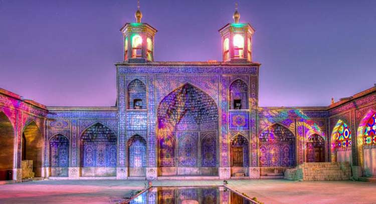 جاذبه های گردشگری و تاریخی شیراز، مسجد نصیرالملک، دیدنی های شیراز
