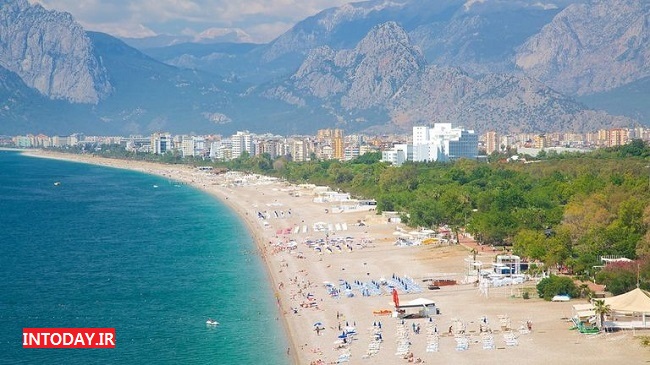عکس ساحل لارا شهر آنتالیا در ترکیه