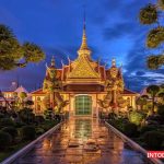معبد وات آرون بانکوک در شب