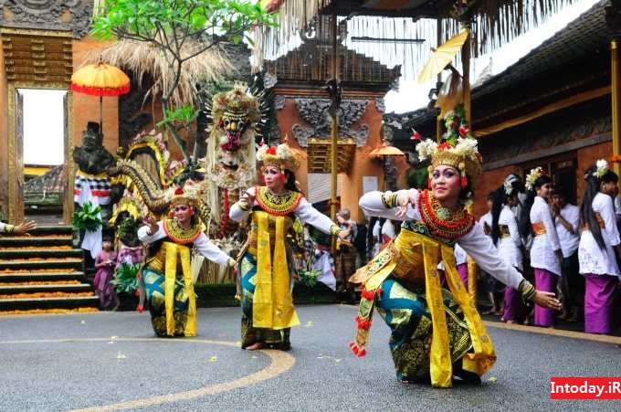 فستیوال رقص در دهکده ناشنوایان بالی