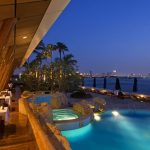 استخر روباز هتل برج العرب