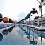 پلاژ شیشه ای هتل شنهای خلیج مارینا سنگاپور