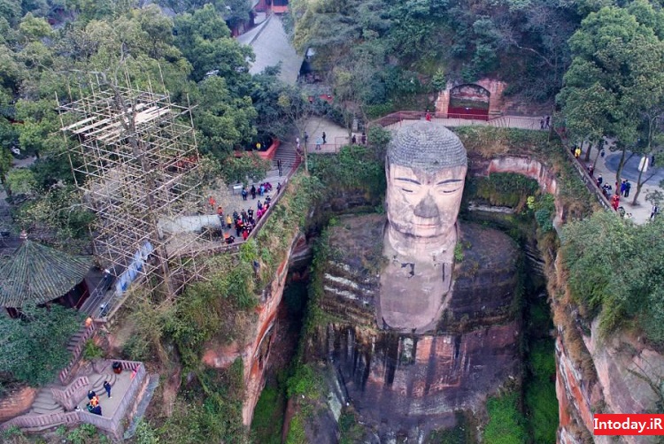 مجسمه بودای بزرگ لشان چین