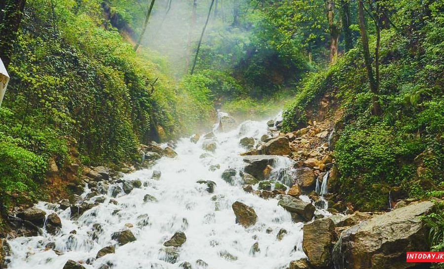 آبشار آب پری رویان مازندران
