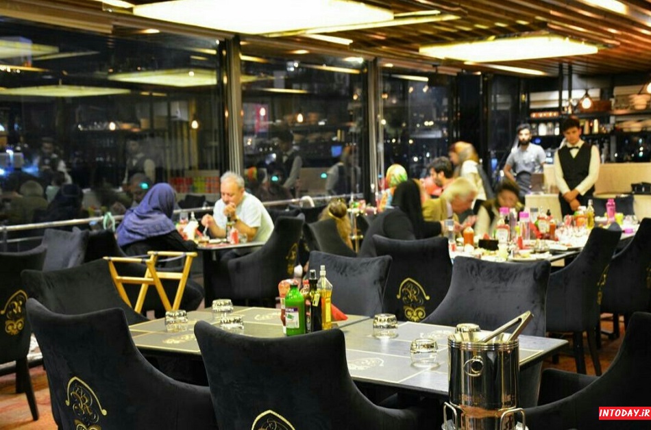 رستوران کشتی رویال لانژ تهران