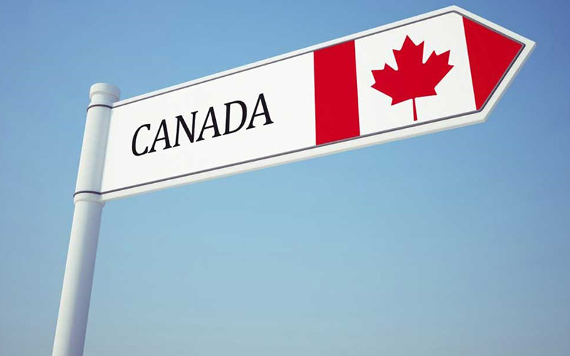 برای مهاجرت و زندگی آمریکا یا کانادا کدام مناسب‌تر است؟