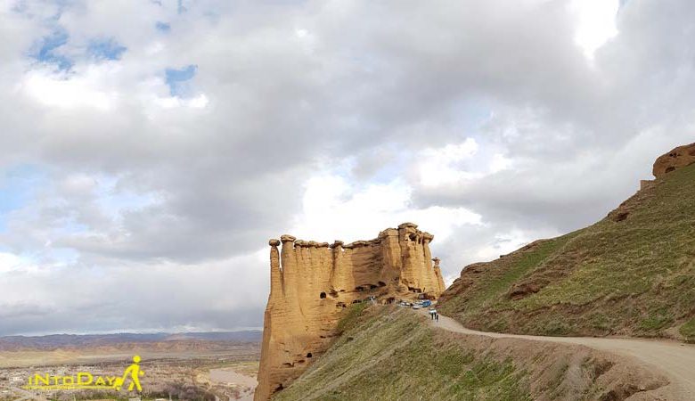 دودکش جن و قلعه بهستان در زنجان