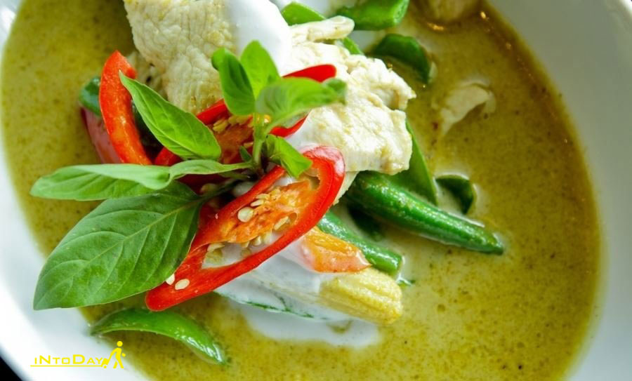 کاری سبز از غذاهای دریایی تایلند