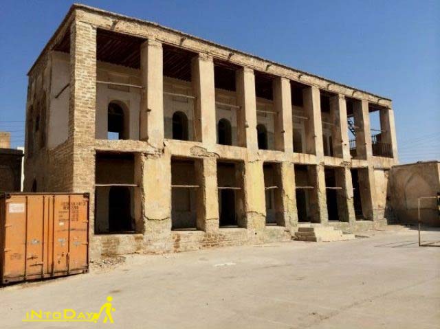 مدرسه گلستان از جاذبه های دیدنی بوشهر