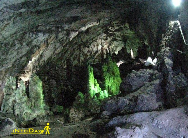 غار دربند سنگسر
