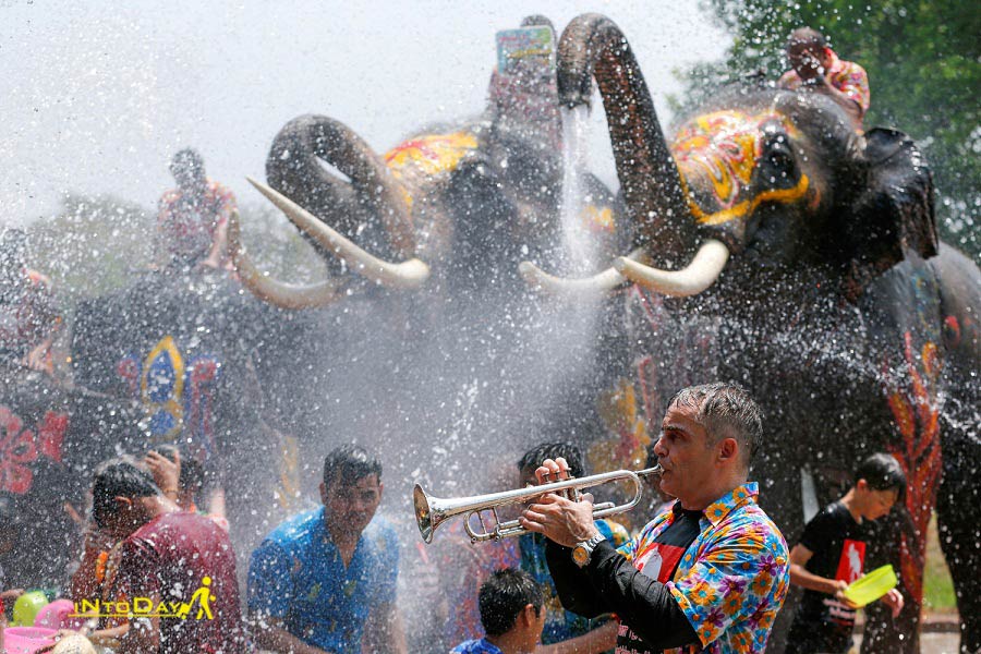 تصاویر فستیوال آب در تایلند