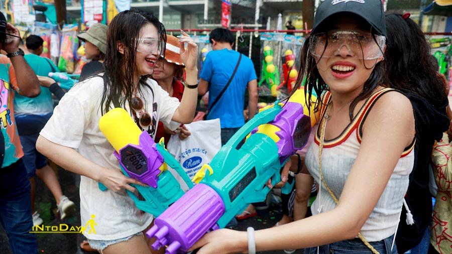 عکس های جشنواره آب تایلند