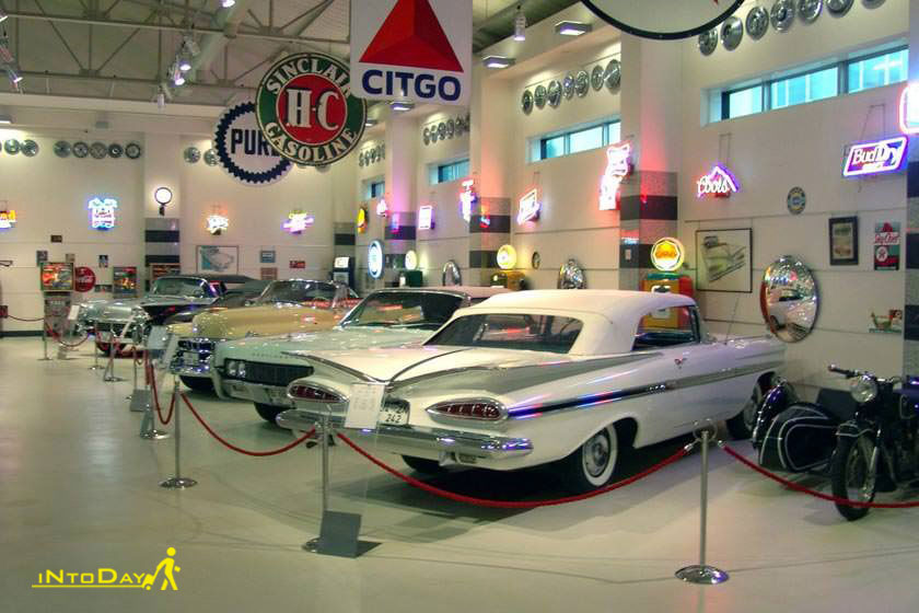 موزه ماشین های کلاسیک اورال آتامان استانبول