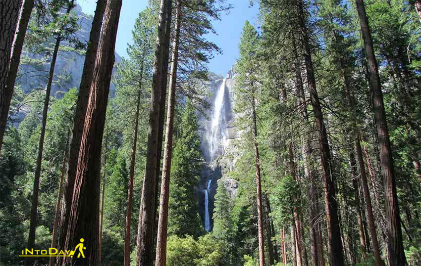 آبشار یوسیمیتی کالیفرنیا