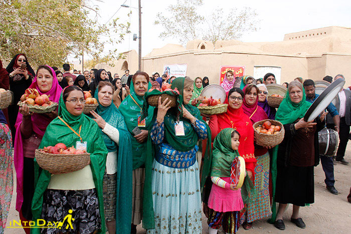 جشن سده در روستای مبارکه