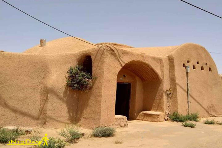 منازل تاریخی روستای مبارکه
