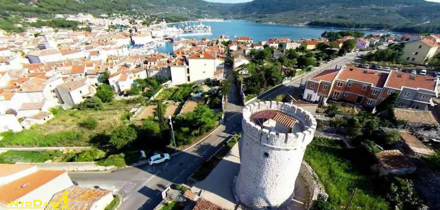 جزیره کرس از بهترین جزایر کرواسی