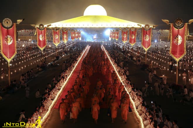 تصاویر معبد پرا داماکایا پاتوم تانی