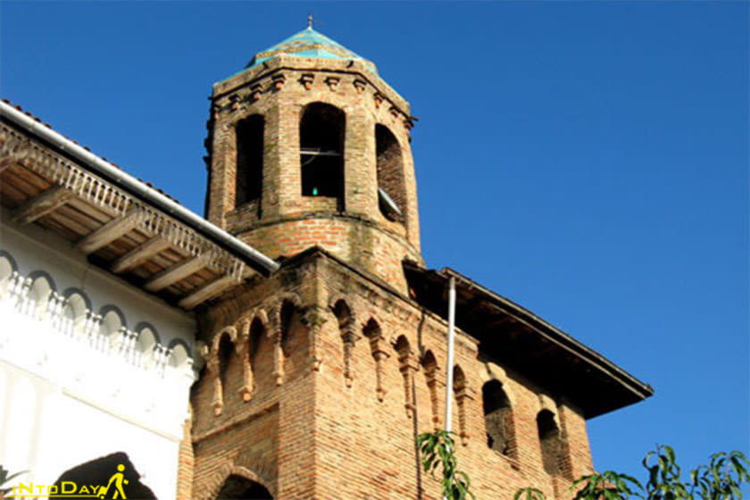 معماری مسجد اکبریه لاهیجان