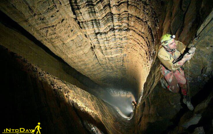 10 غار شگفت انگیز ایران
