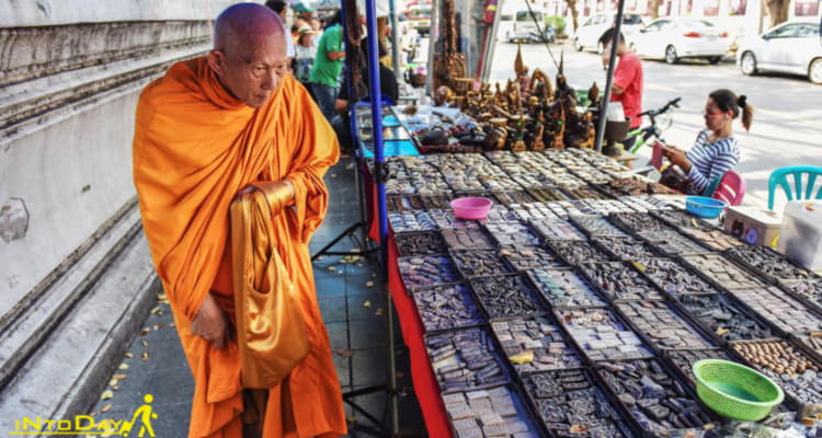 عکس بازار امولت یا طلسم فروشی بانکوک