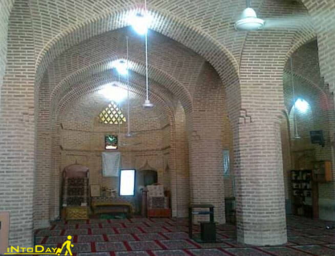 داخل مسجد حاج محمد حسین اردکان