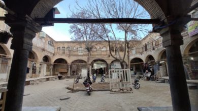 سرای اکبریان در بازار تاریخی اراک