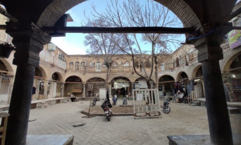 سرای اکبریان در بازار تاریخی اراک