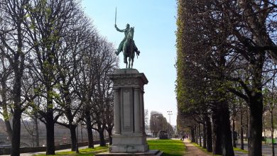 مجسمه سوارکاری فالای پاریس