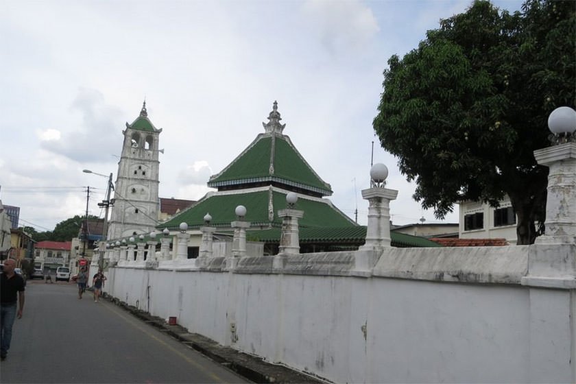 مسجد کامپونگ کلینگ