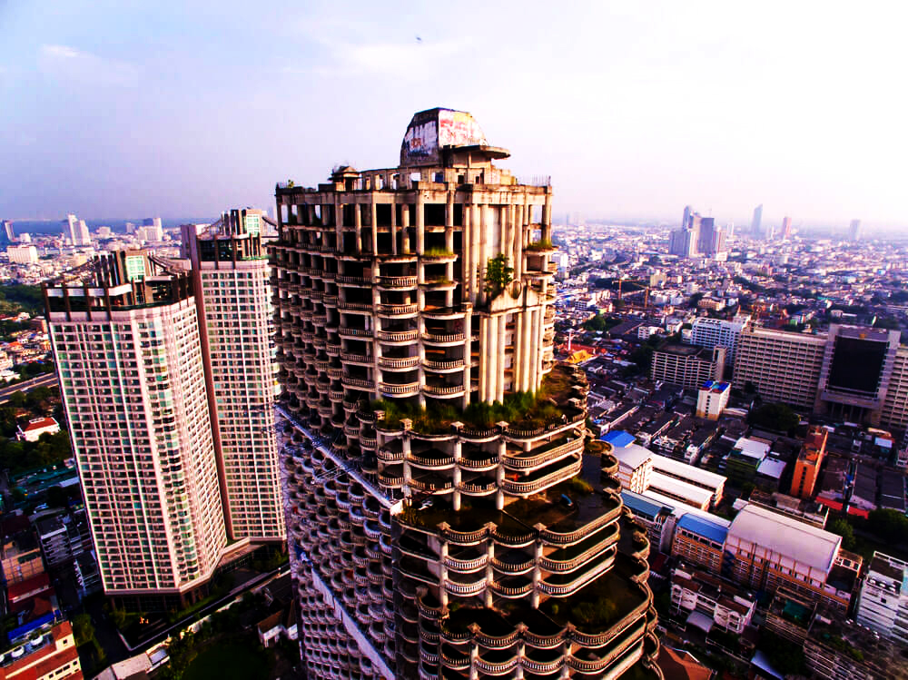 برج یونیک ساتورن بانکوک