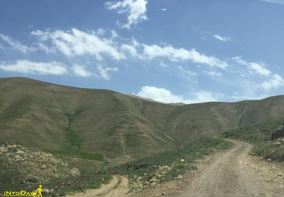 دو راهی سمت پچ مسیر چشمه دیو آسیاب