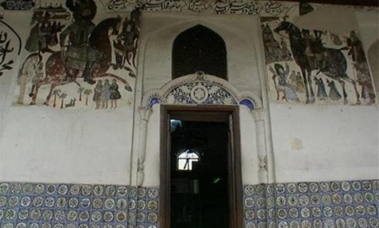نقاشی های زیبا در مسجد چهار پادشاهان