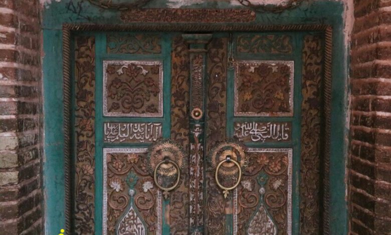 درب تاریخی مسجد جامع ابیانه