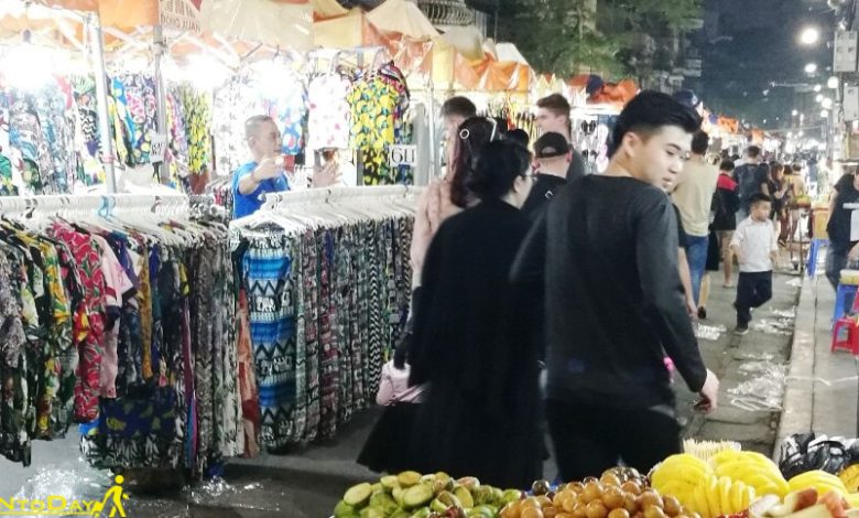 شب گردی در بازار شبانه هانوی