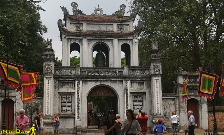 سردر تاریخی دانشگاه ملی هانوی