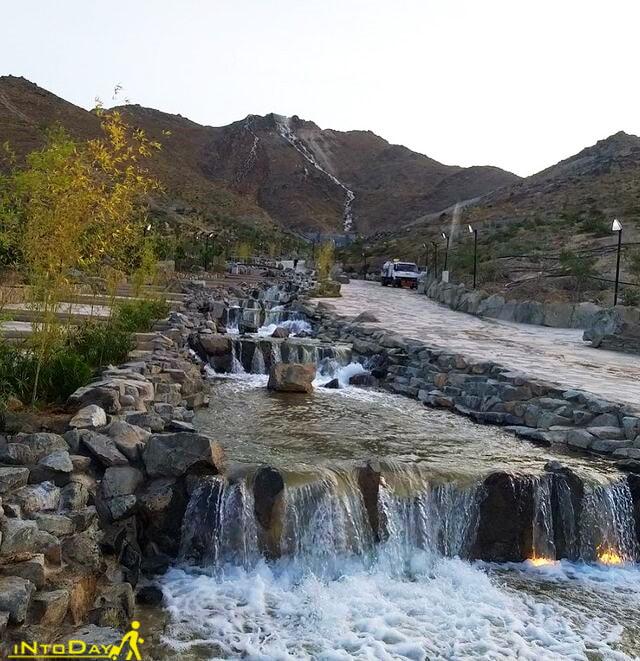 بزرگترین آبشار مصنوعی ایران در کوهشار