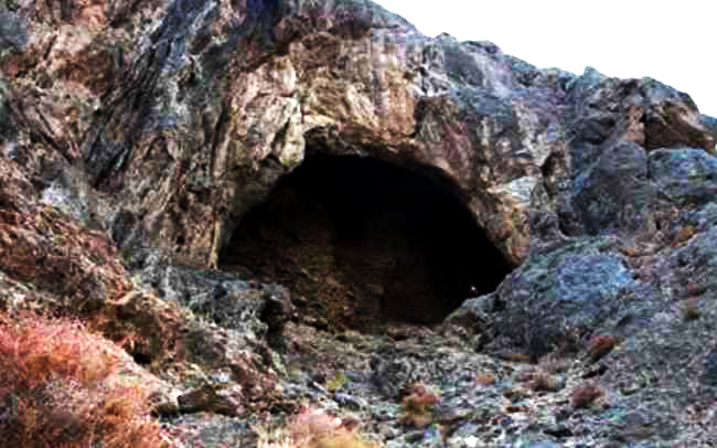 غارهای ساوجبلاغ
