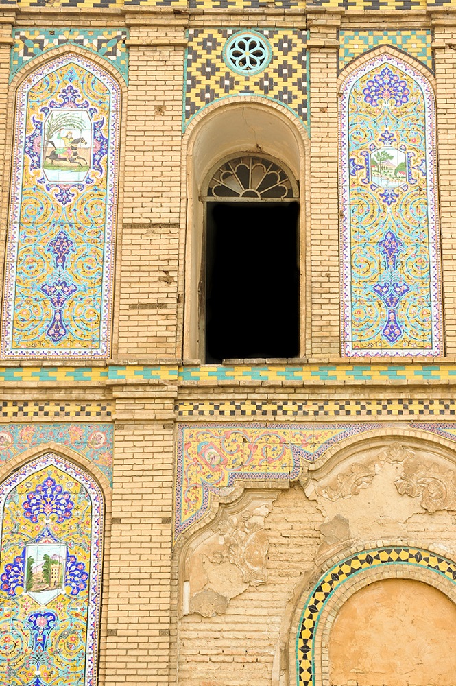  کاخ عشرت آباد تهران