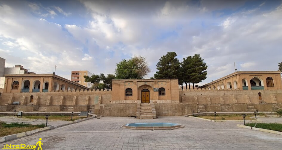 تاریخچه عمارت قلعه والی