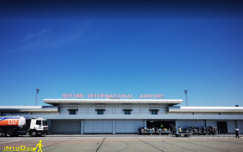 فرودگاه باتومی