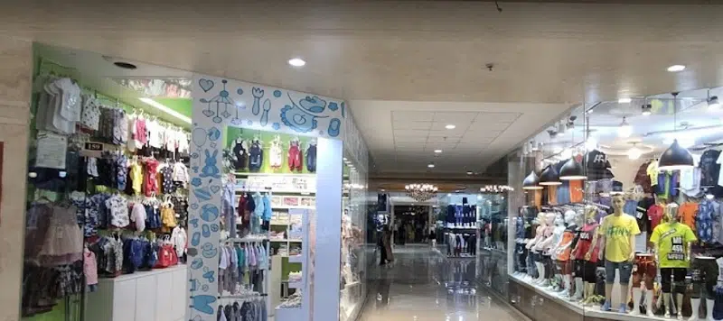 ferdowsi-2-shopping-center2