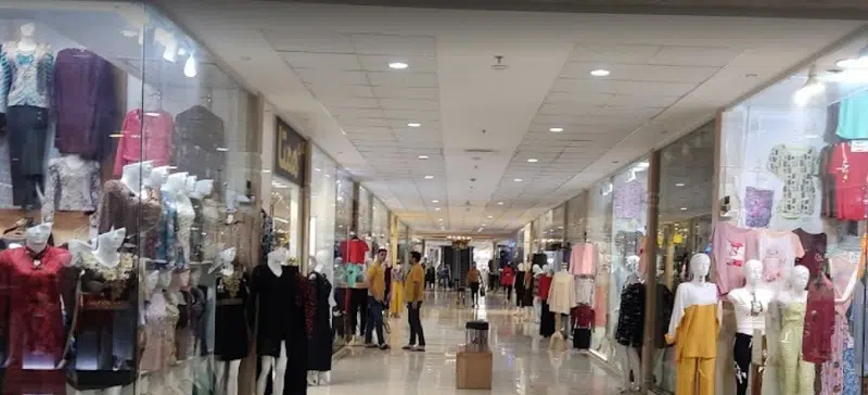 ferdowsi-2-shopping-center4