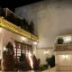 هتل قصر منشی در شب