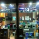 خرید لوازم جانبی در بازار موبایل شرق تهران