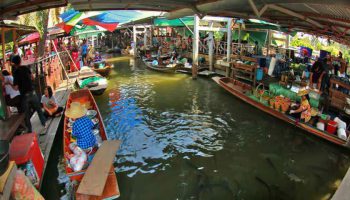 بازار شناور تالینگ چان بانکوک
