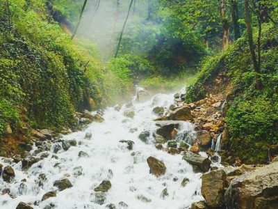 آبشار آب پری رویان مازندران