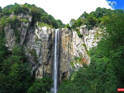 آبشار لاتون گیلان