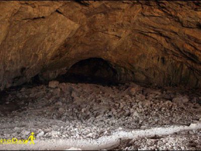 غار ماه پری تربت حیدریه در روستای صنوبر